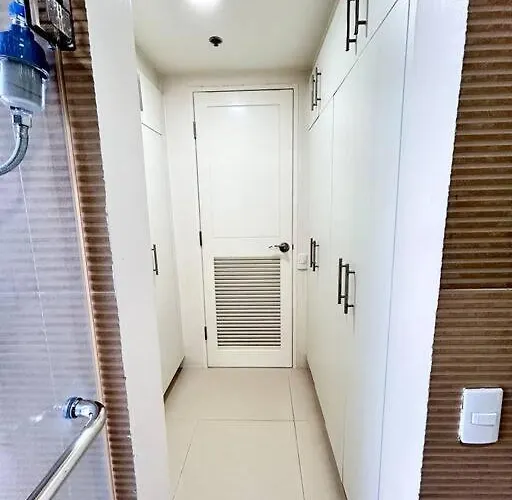 Apartment 2 Bedroom Loft At Twin Oaks Place Manila