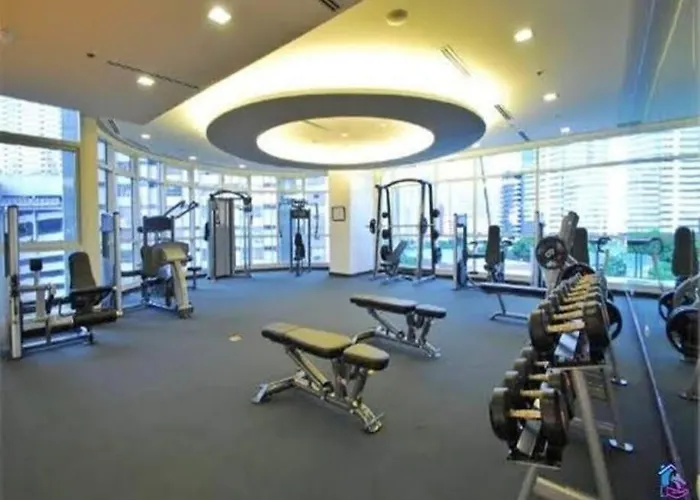 2 Bedroom Loft At Twin Oaks Place *