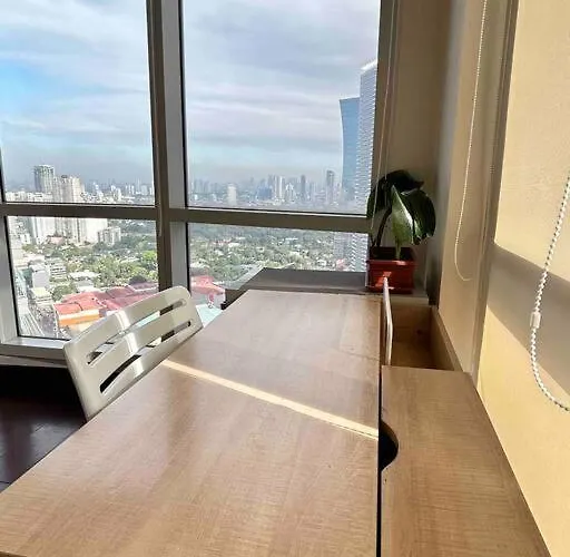 2 Bedroom Loft At Twin Oaks Place *